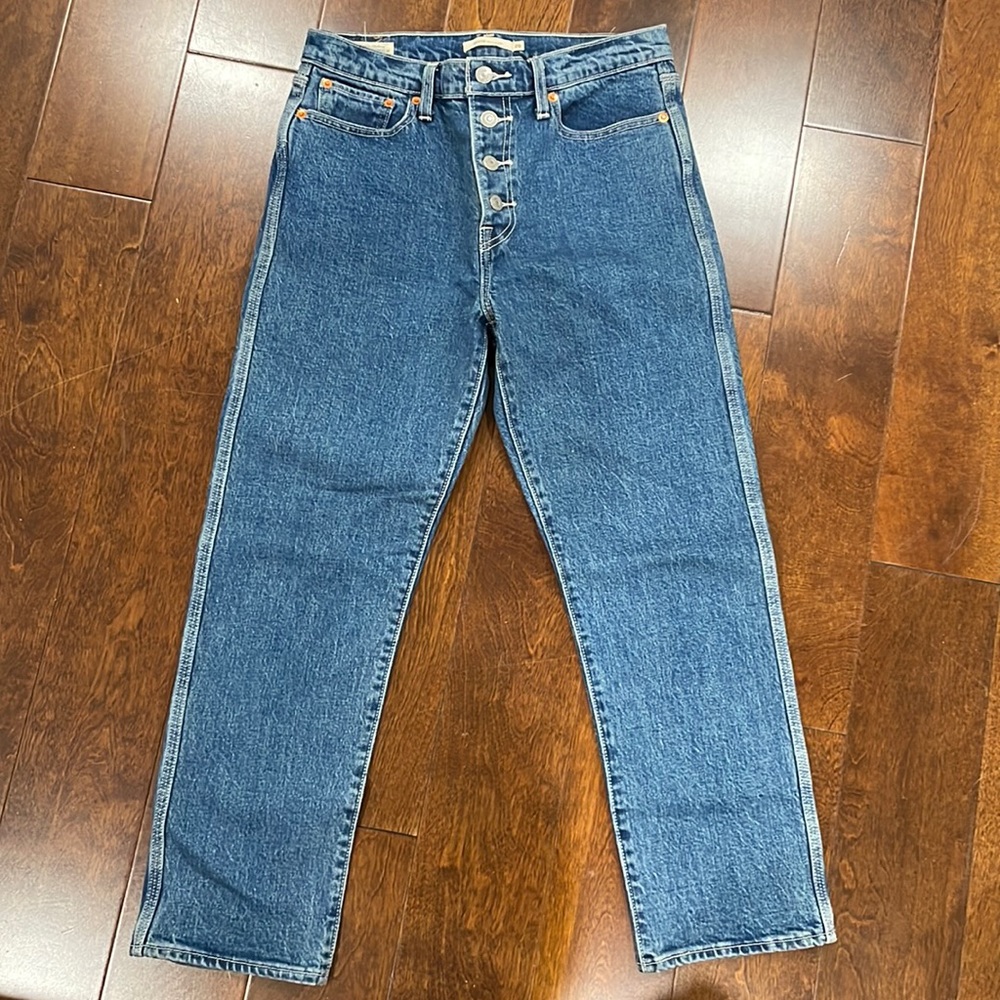 Levi’s Wedgie Straight size 29